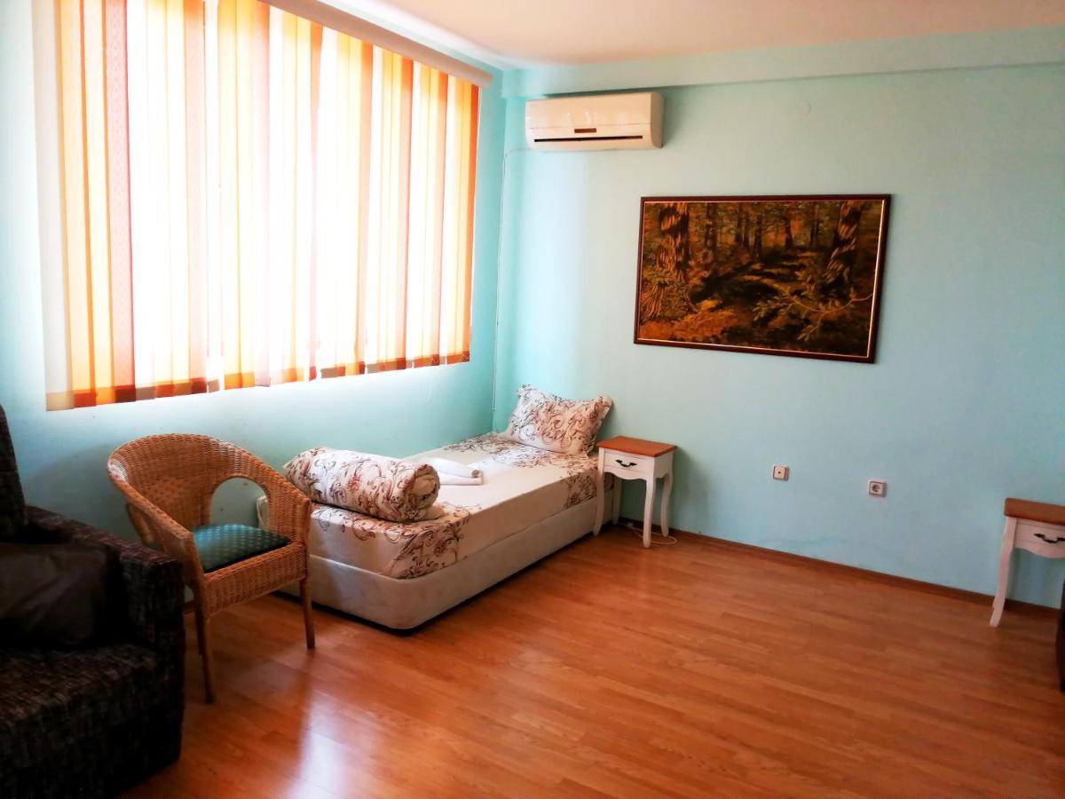 Guest House Misha Petrevene Dış mekan fotoğraf