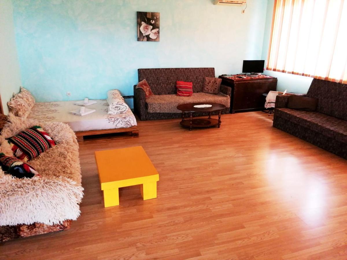 Guest House Misha Petrevene Dış mekan fotoğraf