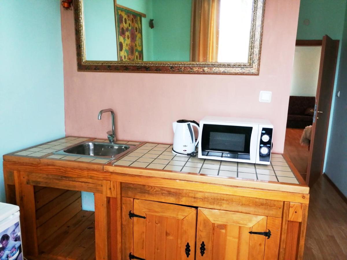 Guest House Misha Petrevene Dış mekan fotoğraf