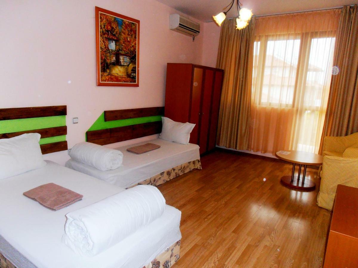 Guest House Misha Petrevene Dış mekan fotoğraf
