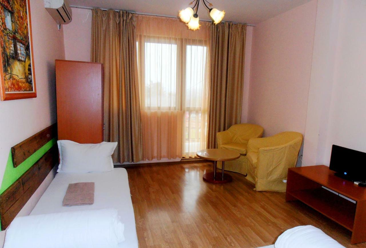 Guest House Misha Petrevene Dış mekan fotoğraf