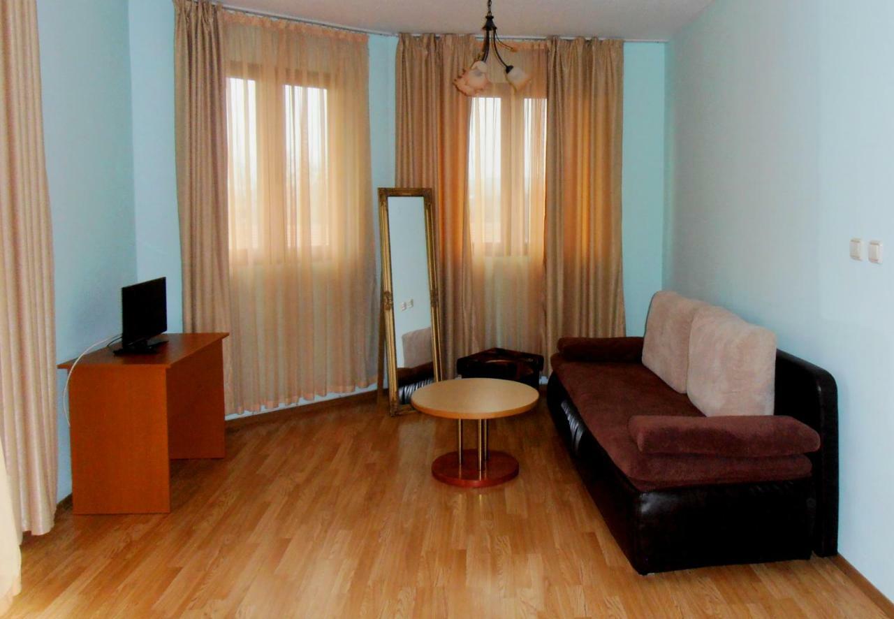Guest House Misha Petrevene Dış mekan fotoğraf