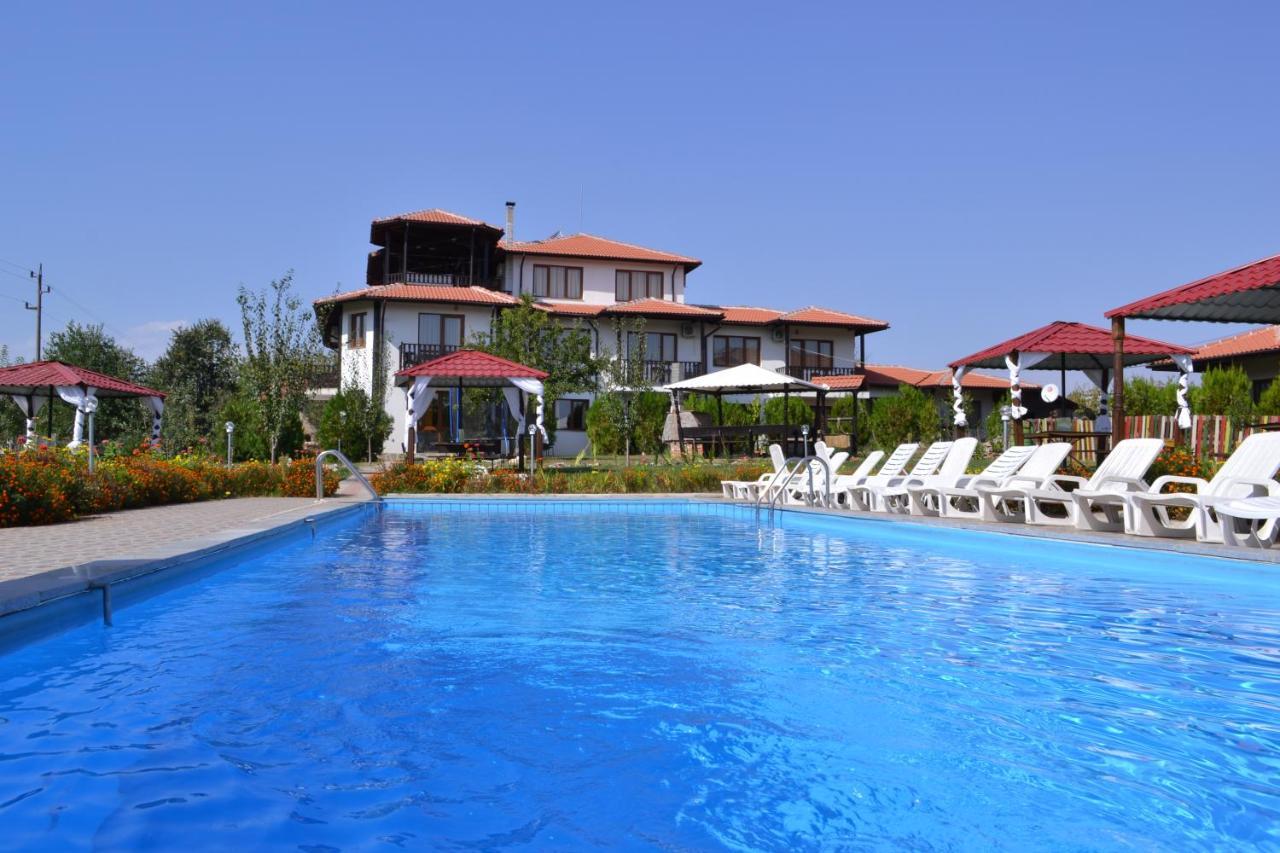 Guest House Misha Petrevene Dış mekan fotoğraf